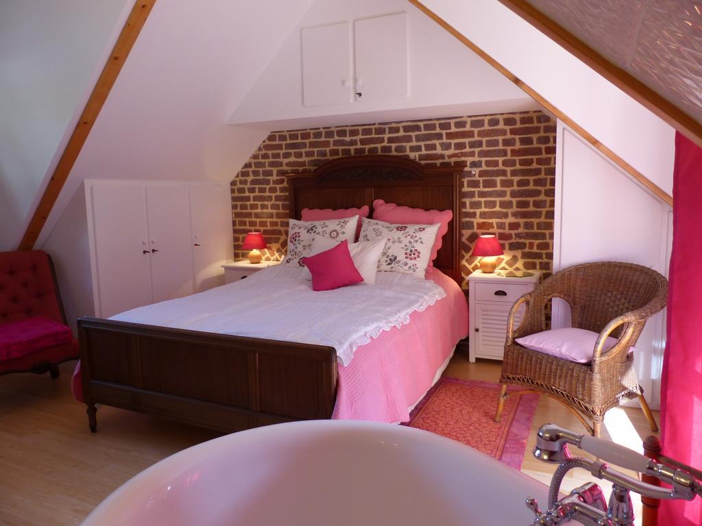La Flore De Lys, Cottage Ideal Pour 2 Adultes Et 2 Enfants Saint-Jouin-Bruneval Cameră foto