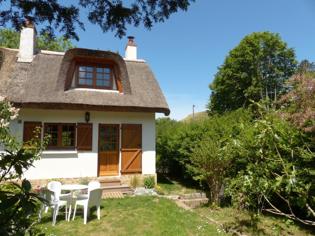 La Flore De Lys, Cottage Ideal Pour 2 Adultes Et 2 Enfants Saint-Jouin-Bruneval Cameră foto