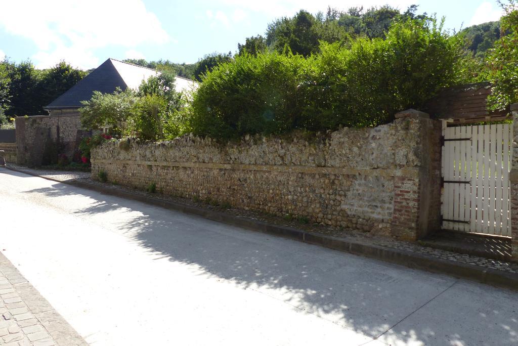 La Flore De Lys, Cottage Ideal Pour 2 Adultes Et 2 Enfants Saint-Jouin-Bruneval Exterior foto